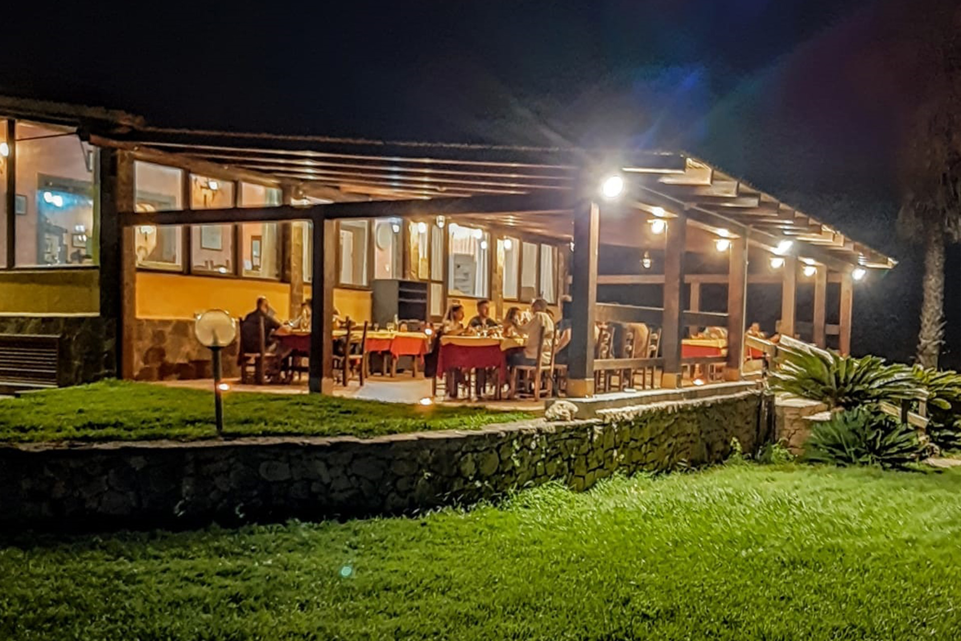 agriturismo-porticciolo-alghero-ristorante-veranda-1